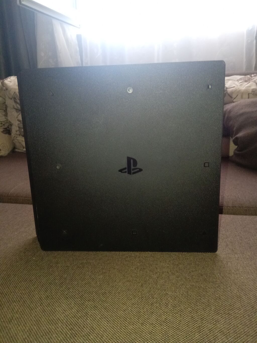 Playstation 4 satilir 2 a klass pult var 1 orijinal pult var ideal — Elektronika, Bakı (4)