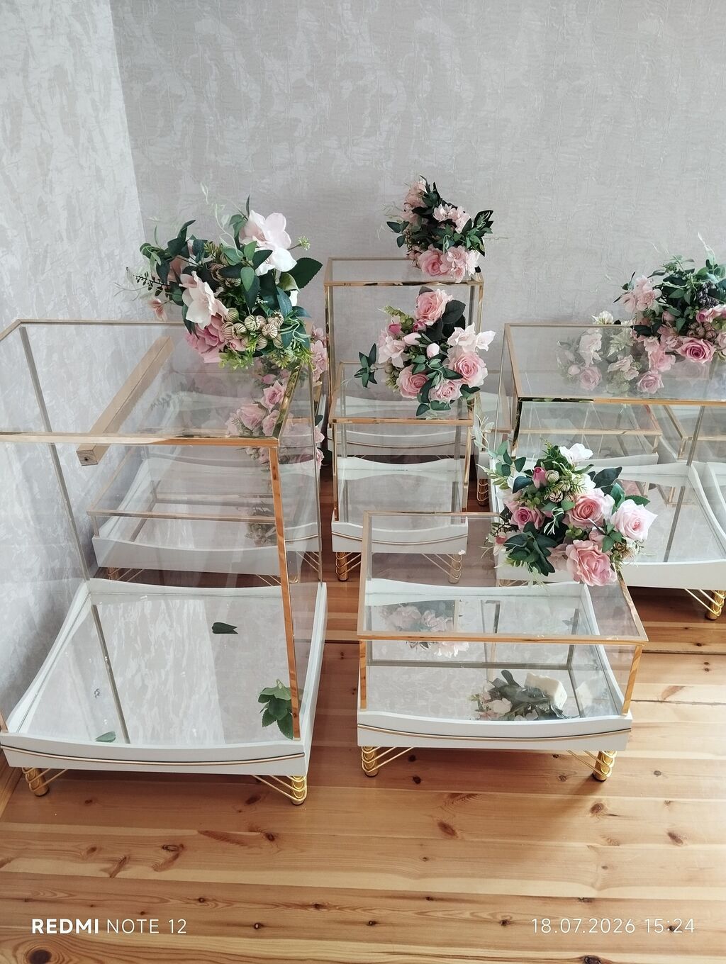 Şəffaf vitrin/display stendləri dəsti - Material: qalın şüşə — Mallar, Sumqayıt (5)