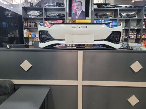 "BYD E2" ön buferi — Bakı