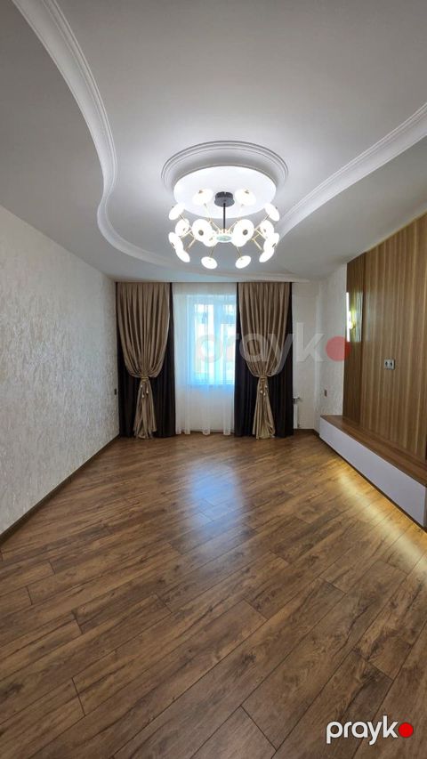 Satılır 2 otaqlı yeni tikili 70 m²