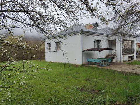 Satılır 3 otaqlı həyət evi/bağ evi 110 m²