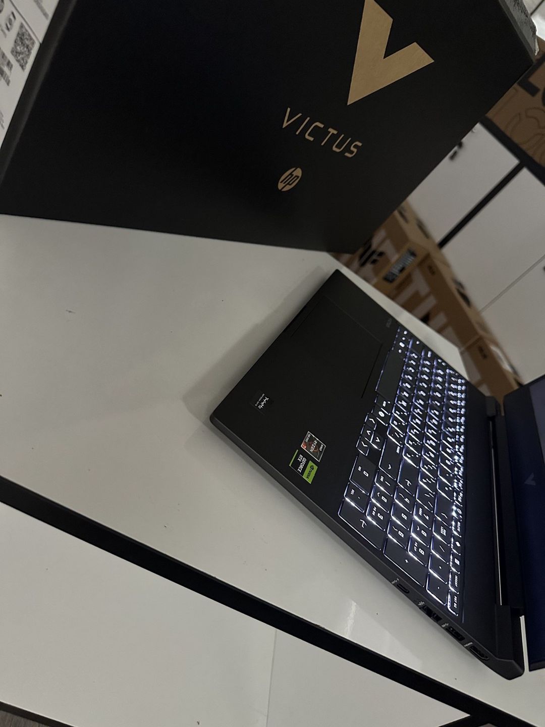 HP Victus Gaming Laptop 15-fb3075ci (CW2U6EA) — Elektronika, Bakı (2)