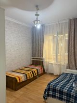 İcarəyə verilir 3 otaqlı köhnə tikili 75 m² — FATİMƏ XANIM