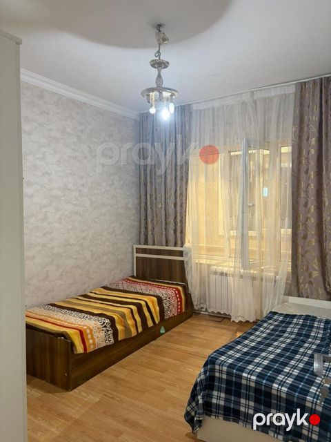 İcarəyə verilir 3 otaqlı köhnə tikili 75 m²
