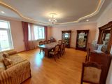 İcarəyə verilir 3 otaqlı yeni tikili 140 m² — Ağa