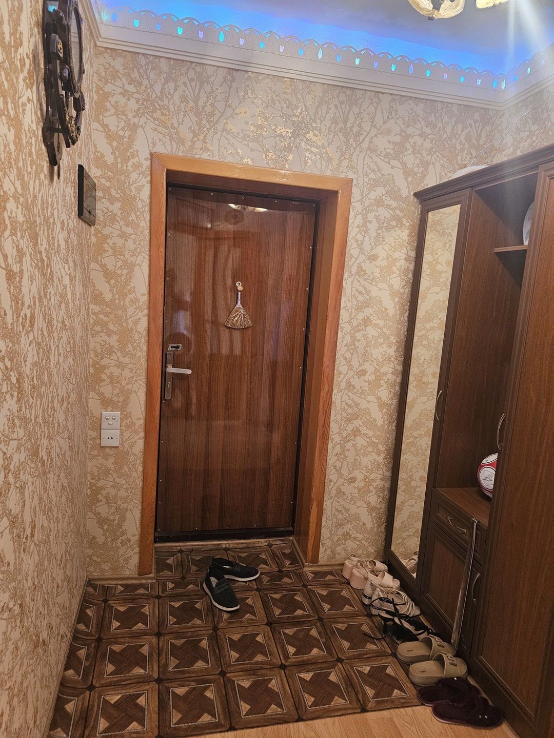 İcarəyə verilir 3 otaqlı köhnə tikili 75 m² — Mənzil, Bakı (2)