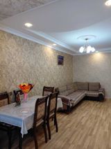 4-otaqlı mənzil, Sumqayıt ş., 92 m² — Əkrem Bey(Vasiteci)