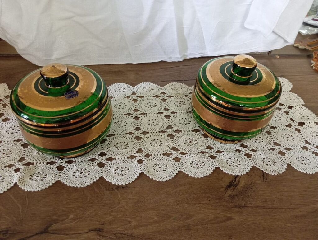 IKISI 50AZN - Material: qalın yaşıl şüşə, üzərində dekorativ qızılı — Mallar, Bakı