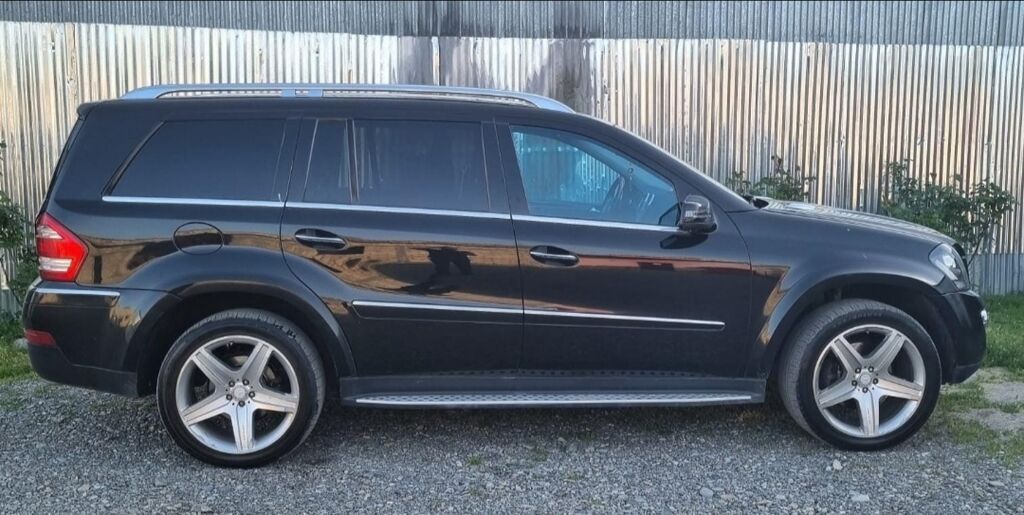 Mercedes-Benz GL-Class: 5.5 l | 2009 il Ofrouder/SUV — Avtomobillər, Gəncə (2)