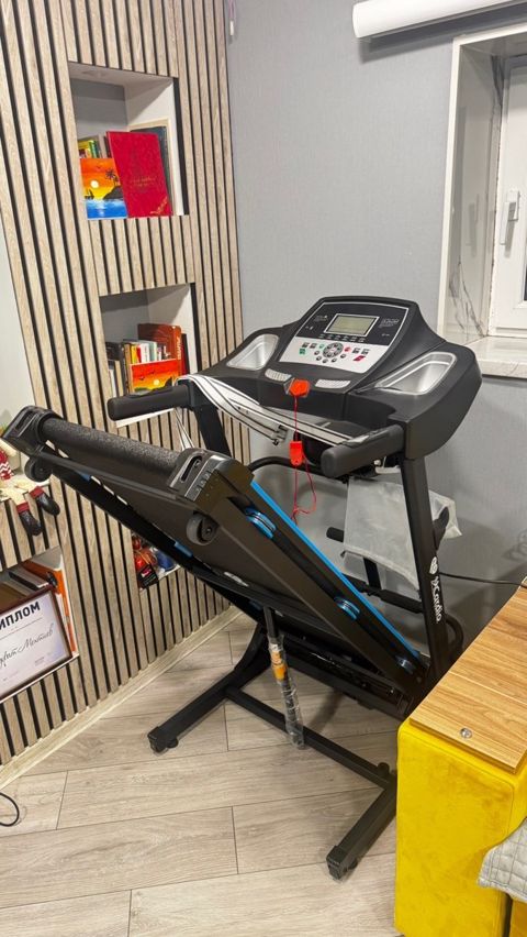 Qaçış trenajoru — Fitness and Exercise Machines