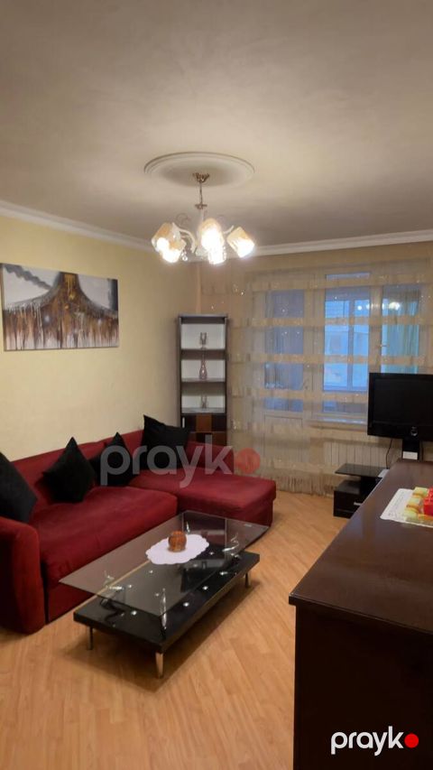 İcarəyə verilir 3 otaqlı köhnə tikili 70 m²