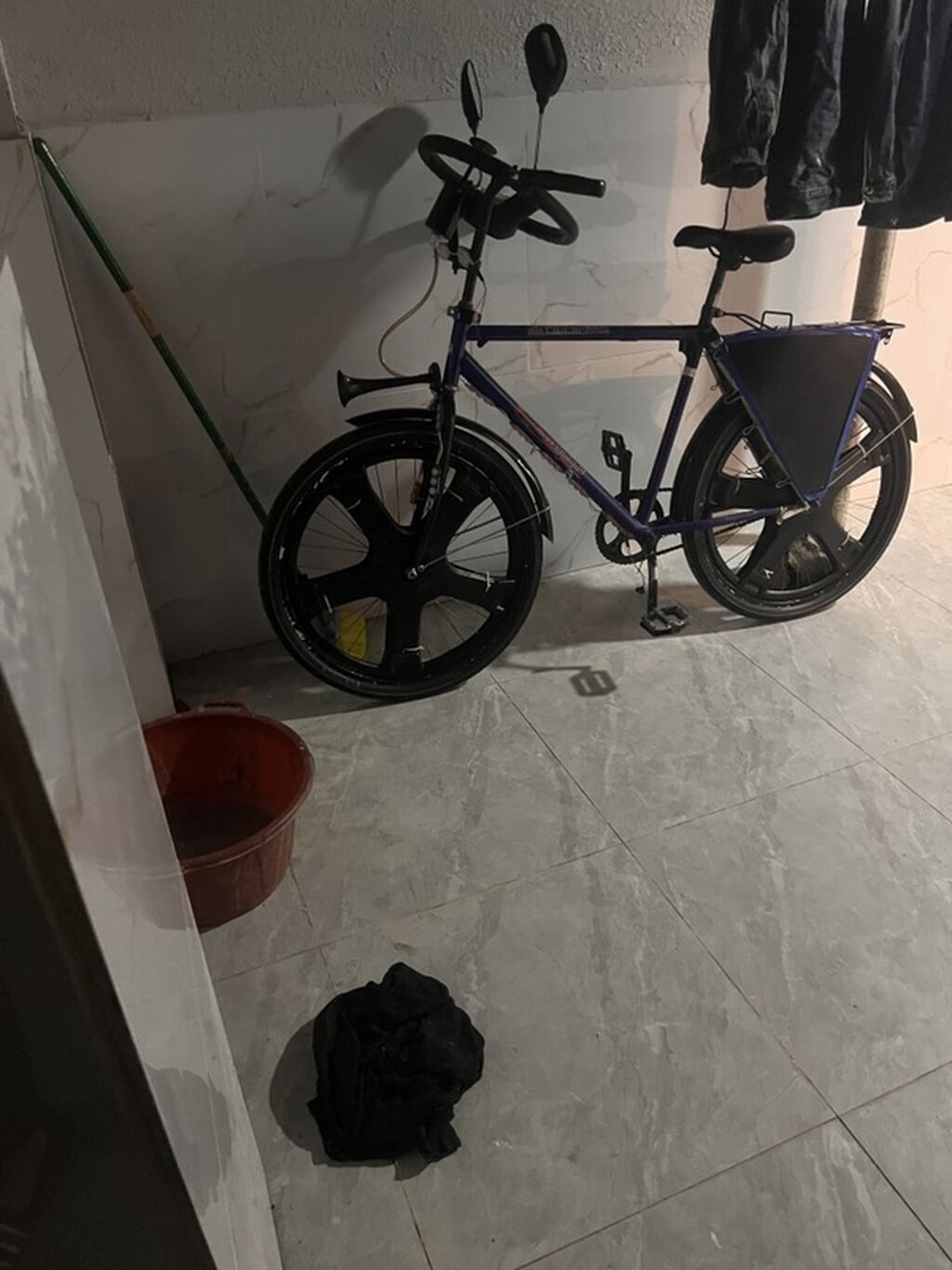 Ustunde her sey verilir real aliciya endirim olunacaq — Velosipedlər, Bakı