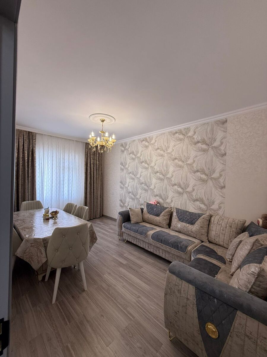 Satılır 4 otaqlı köhnə tikili 110 m² — Mənzil, Bakı (2)