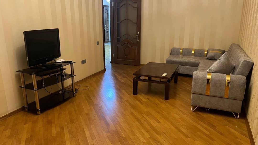 İcarəyə verilir 3 otaqlı yeni tikili 120 m² — Mənzil, Bakı (11)