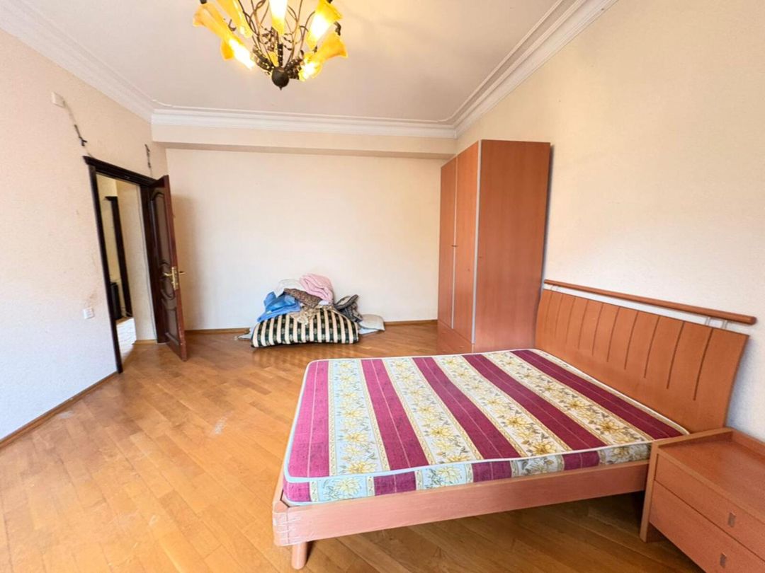 Satılır 4 otaqlı yeni tikili 175 m² — Mənzil, Bakı (12)