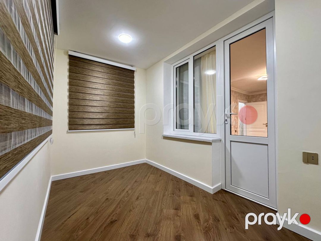 Satılır 2 otaqlı köhnə tikili 60 m² — Mənzil, Bakı (10)