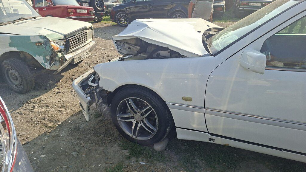 Mercedes C 200, 2.0 L, 1996 il, 400 000 km — Avtomobillər, Quba (8)