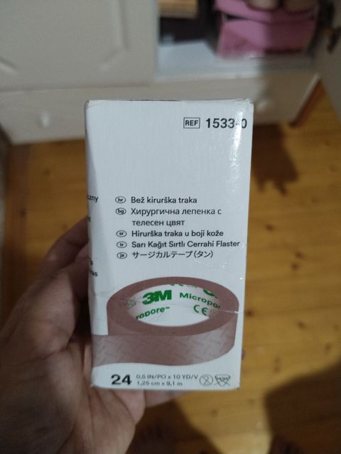 3M Micropore cərrahi lent – dəri rəngli burun banti. • Marka/model