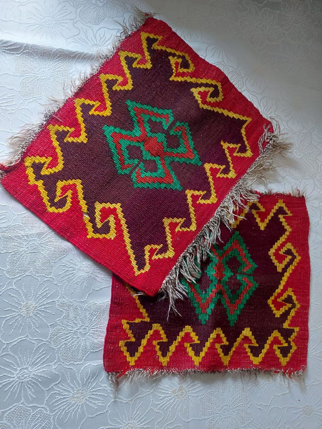 Qədimi xalçalar, babamdan mənə qalıb)))). Qiyməti ele belə yazmışam — Mebel, Bakı (2)
