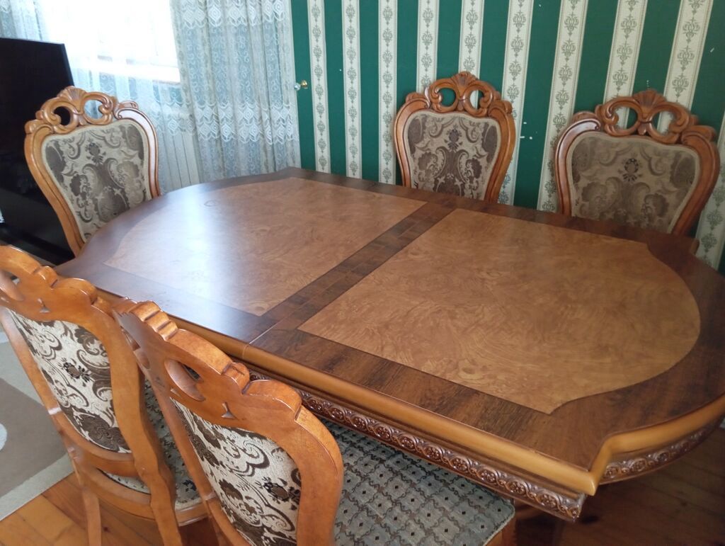 Klassik üslubda qonaq otağı/dinətaq mebel dəsti Tərkib: - Geniş — Mebel, Bakı (2)