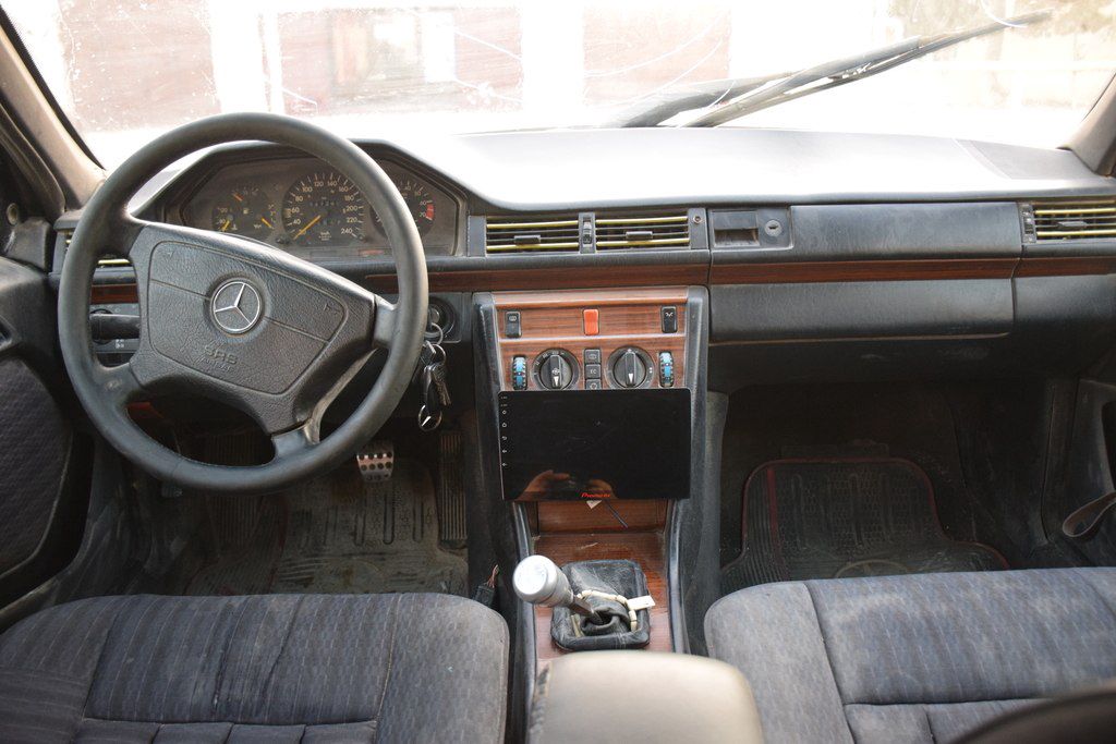 Mercedes 200 E, 2.0 L, 1993 il, 358 127 km — Avtomobillər, Bakı (6)