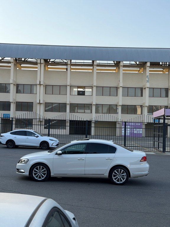 Volkswagen Passat, 1.8 L, 2012 il, 256 432 km — Avtomobillər, Sumqayıt (4)