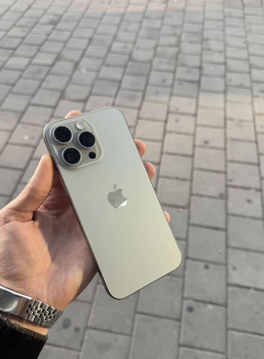 IPhone 15 Pro Max, 256 GB, Natural Titanium, Face ID — Apple iPhone, Masazır