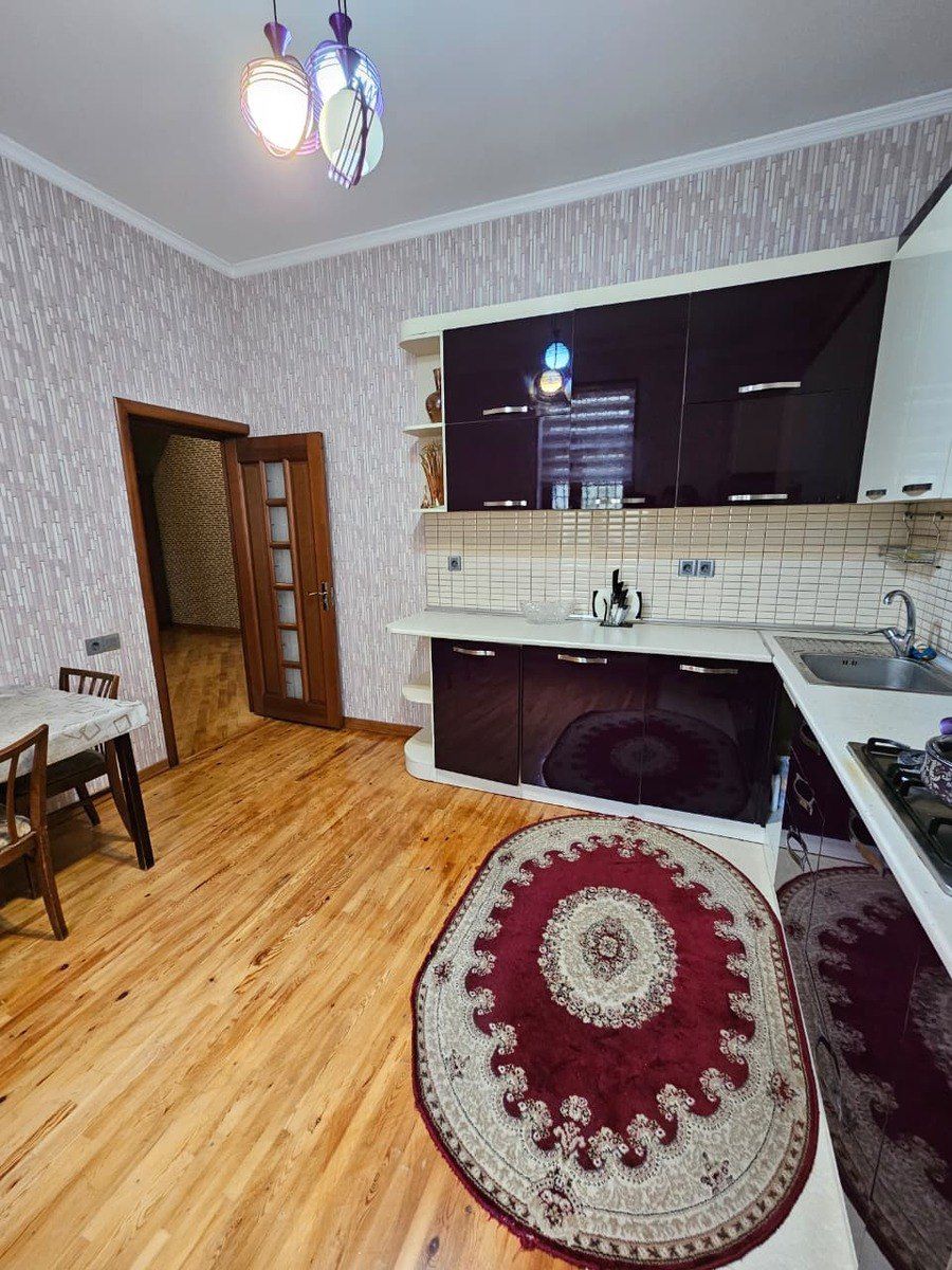 Satılır 5 otaqlı həyət evi/bağ evi 200 m² — Ev, villa, Bakı (6)