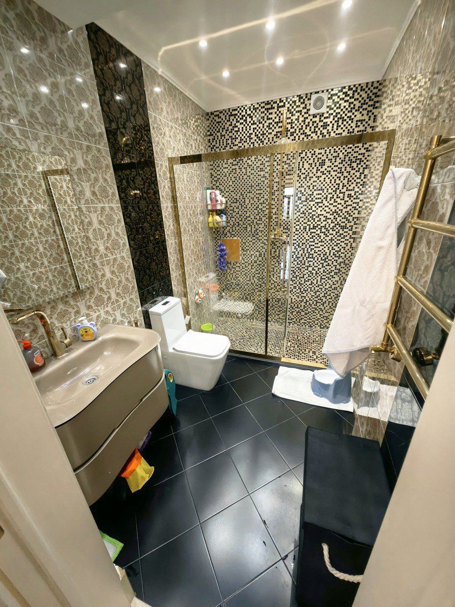 Satılır 4 otaqlı yeni tikili 205 m² — Mənzil, Bakı (11)
