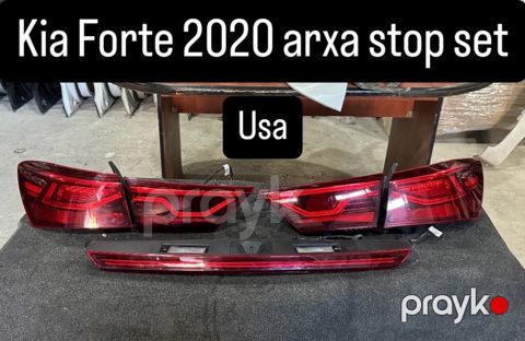 "Kia Forte 2020" LED stop işıqları
