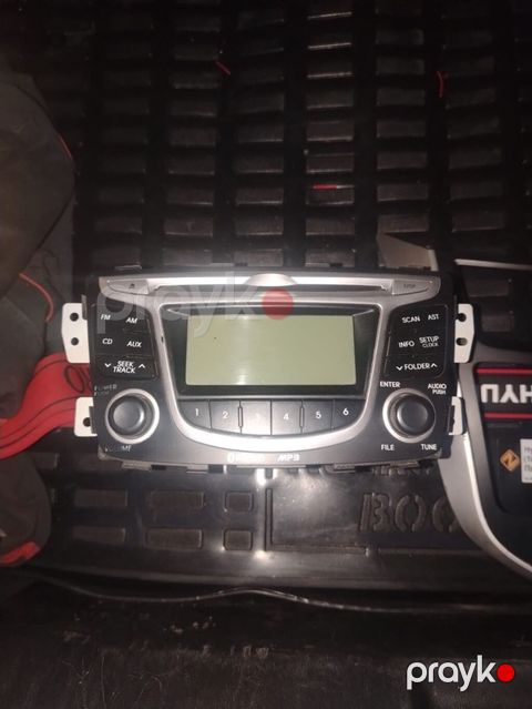 Hyundai Solaris üçün orijinal CD/MP3 maqnitola və mərkəzi konsol — Bakı