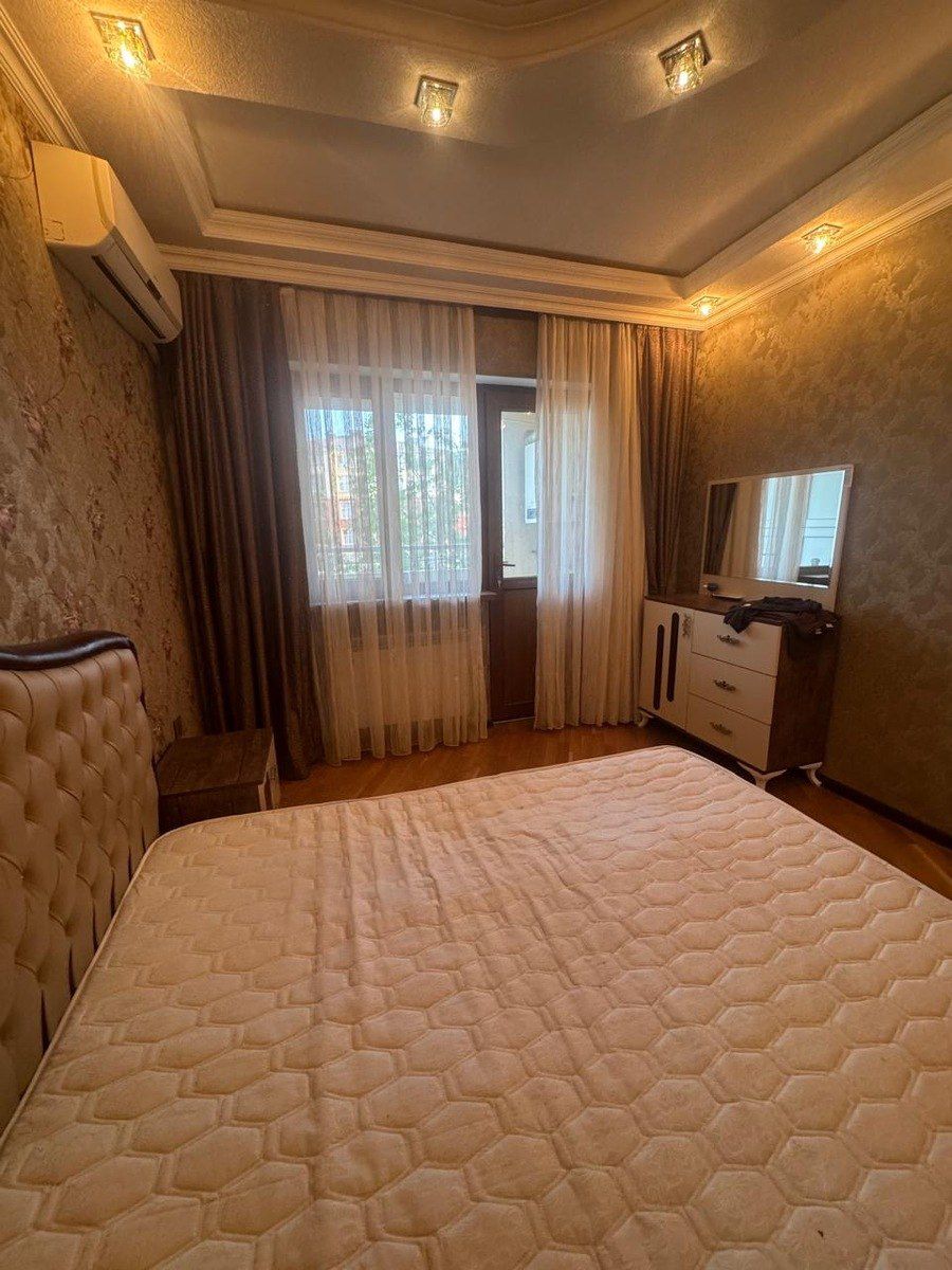 Satılır 2 otaqlı köhnə tikili 65 m² — Mənzil, Bakı (8)
