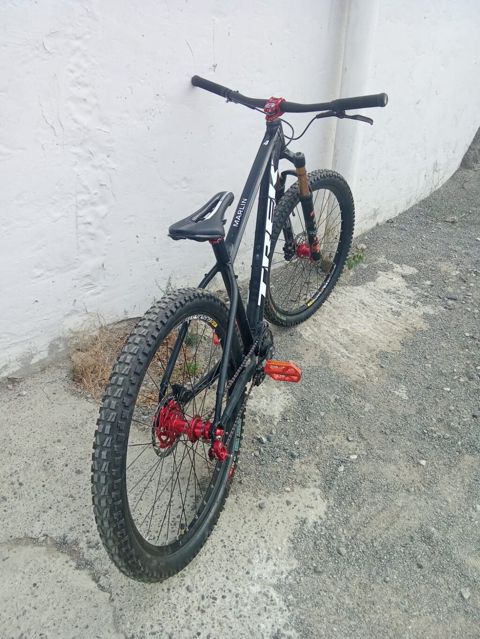Trek Marlin 4 dağ velosipedi