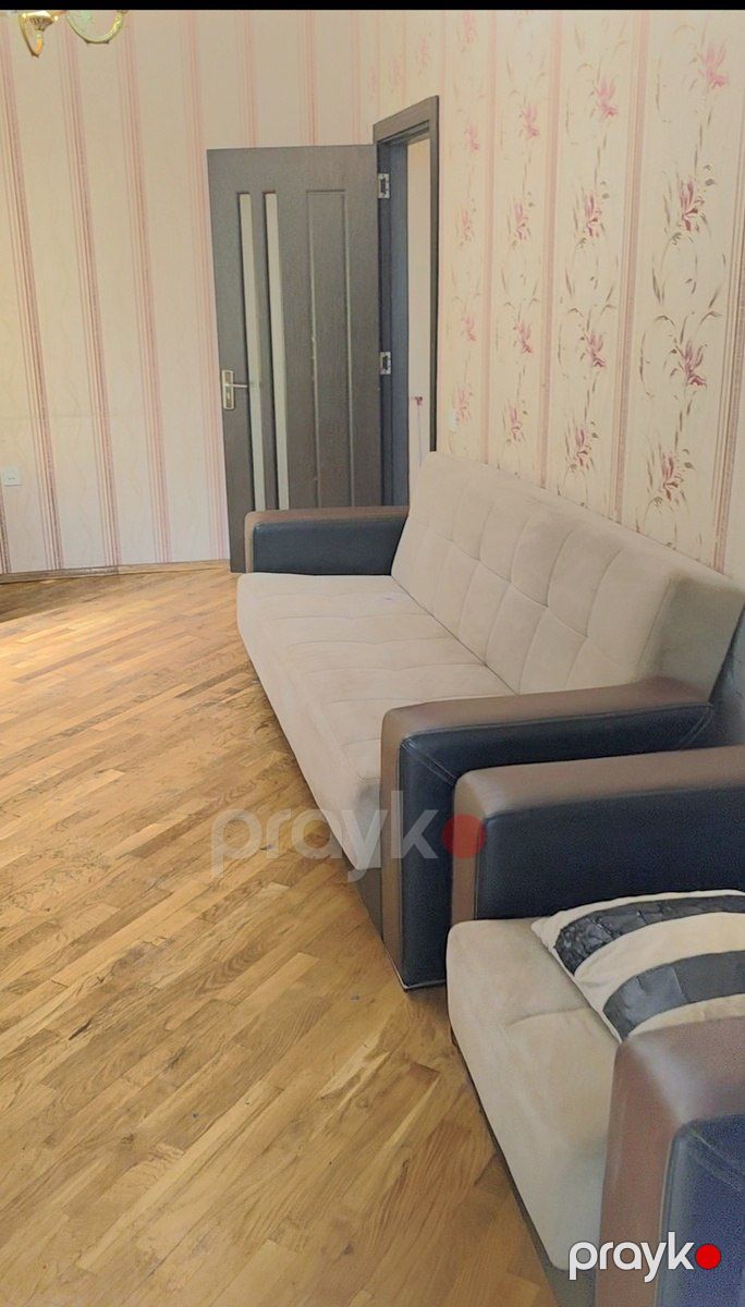 Satılır 2 otaqlı köhnə tikili 59 m² — Mənzil, Bakı (3)