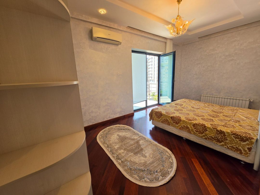 İcarəyə verilir 3 otaqlı yeni tikili 140 m² — Mənzil, Bakı (7)
