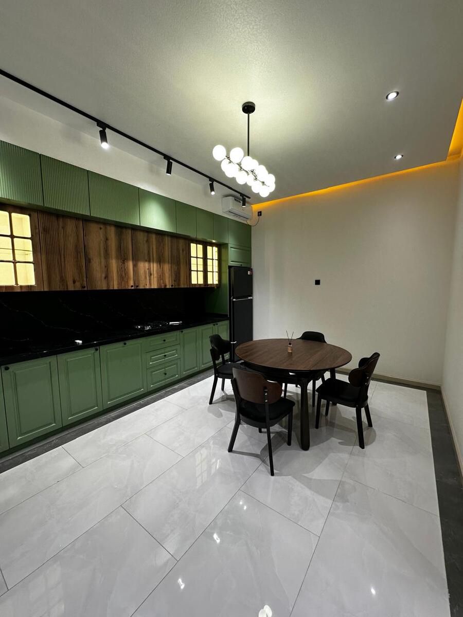 Satılır 4 otaqlı həyət evi/bağ evi 230 m² — Ev, villa, Bakı (11)