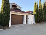 Satılır 7 otaqlı həyət evi/bağ evi 450 m² — Real estate