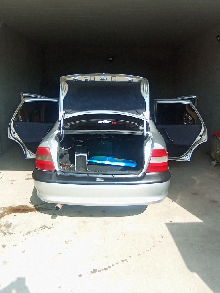 Opel Vectra, 1.8 L, 1996 il, 563 270 km — Avtomobillər, Bakı (11)