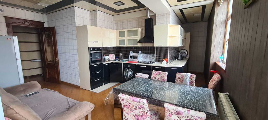 İcarəyə verilir 3 otaqlı yeni tikili 155 m² — Mənzil, Bakı (10)