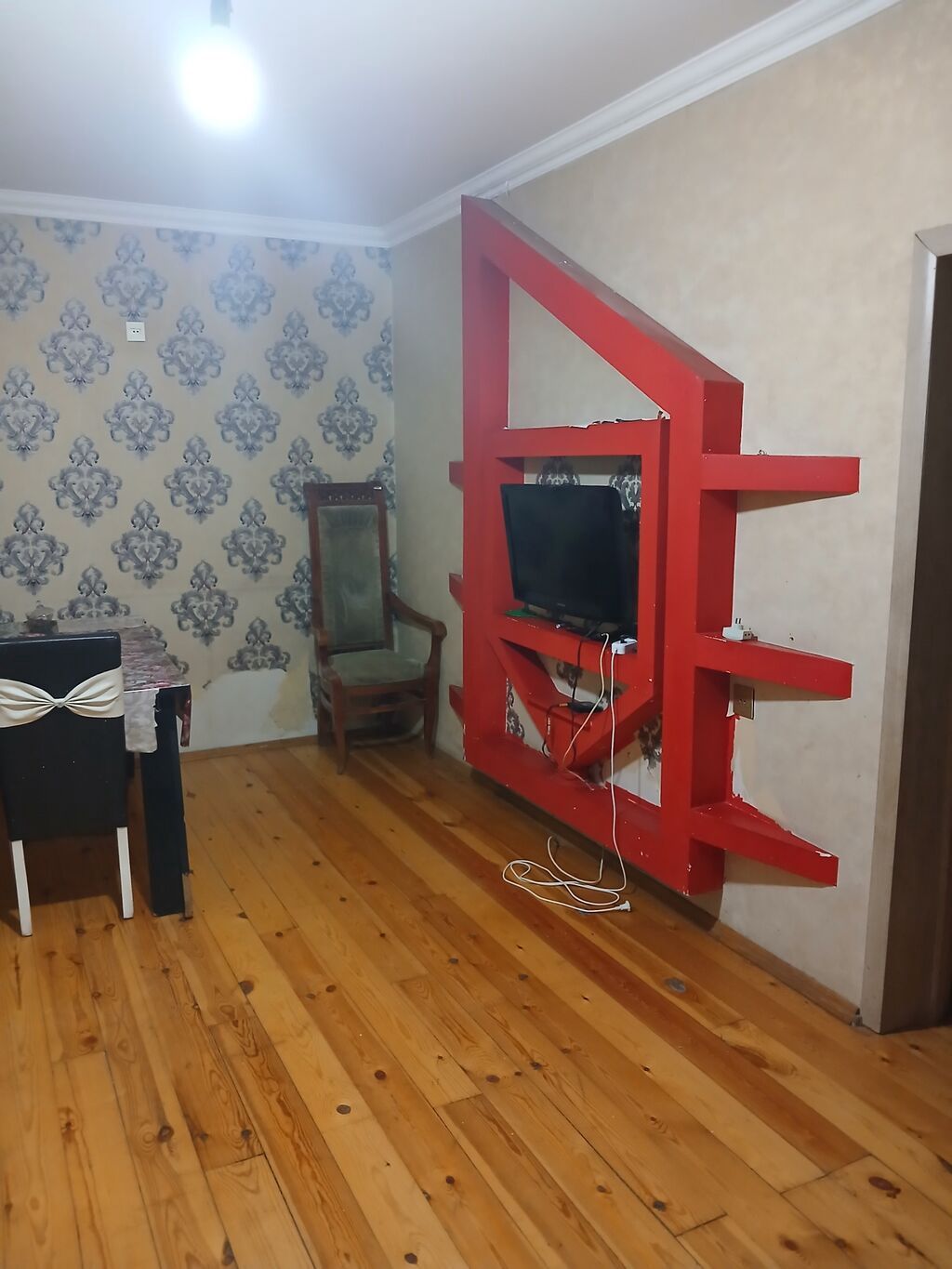 Tecili Zabrat 1 qayinin arxasinda 21 sayli poliklinkaya 81 nom mektebe — Daşınmaz əmlak, Bakı (2)
