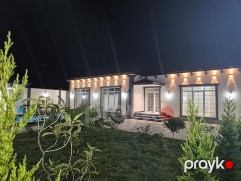 Satılır 5 otaqlı həyət evi/bağ evi 180 m²