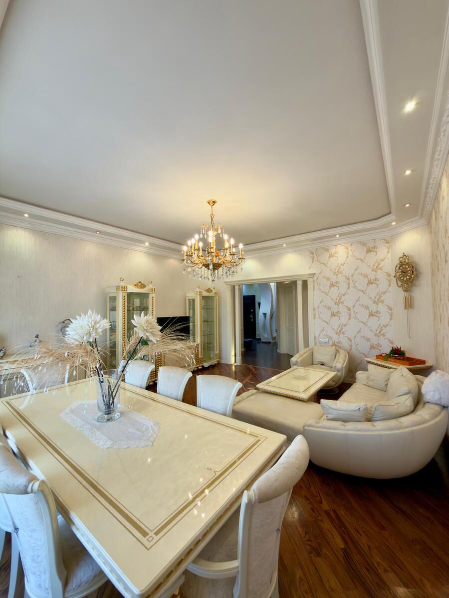3-otaqlı yeni tikili, İçərişəhər m., 125 m² — Daşınmaz əmlak, Bakı