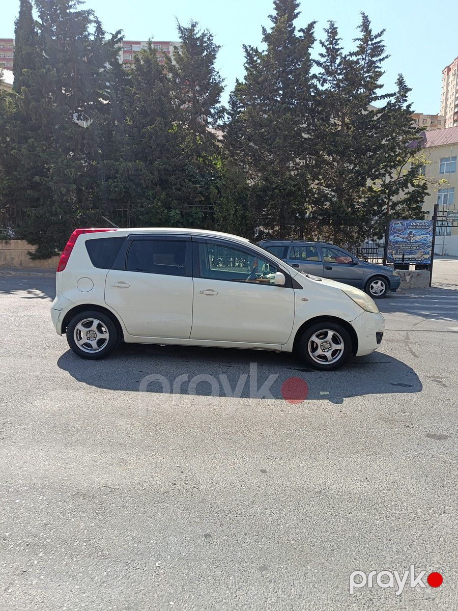 Nissan Note, 2011 il — Avtomobillər, Bakı (3)
