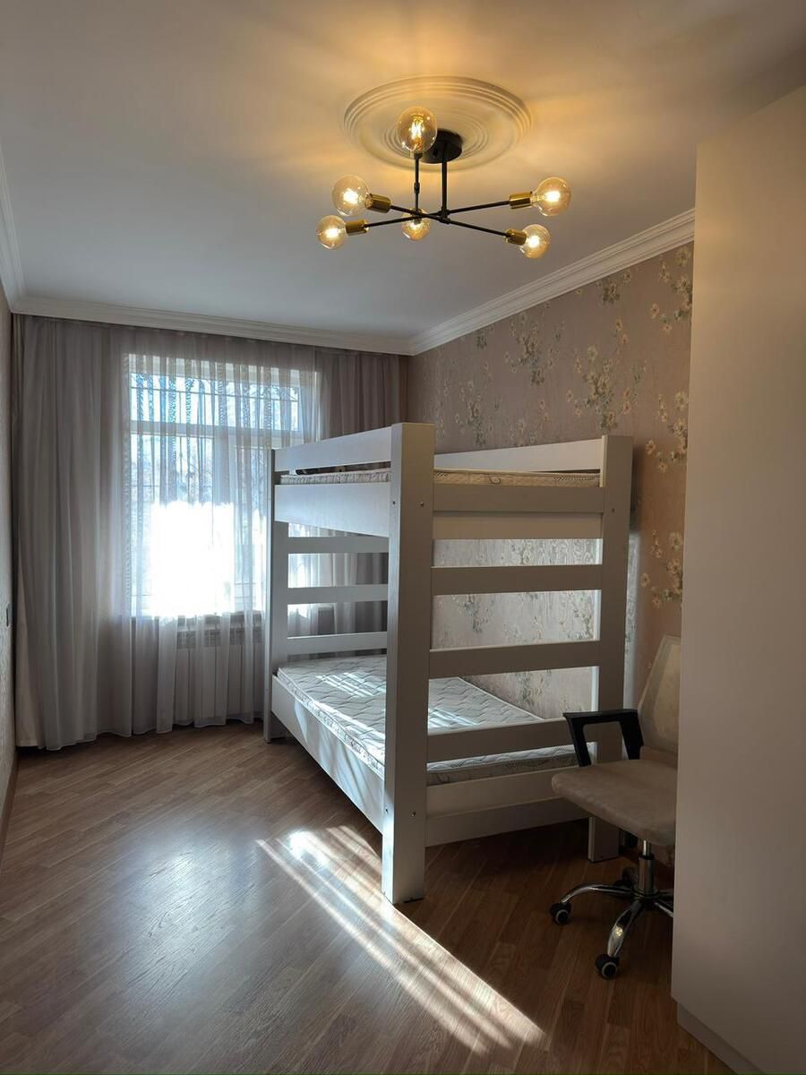 İcarəyə verilir 3 otaqlı köhnə tikili 90 m² — Mənzil, Bakı (8)
