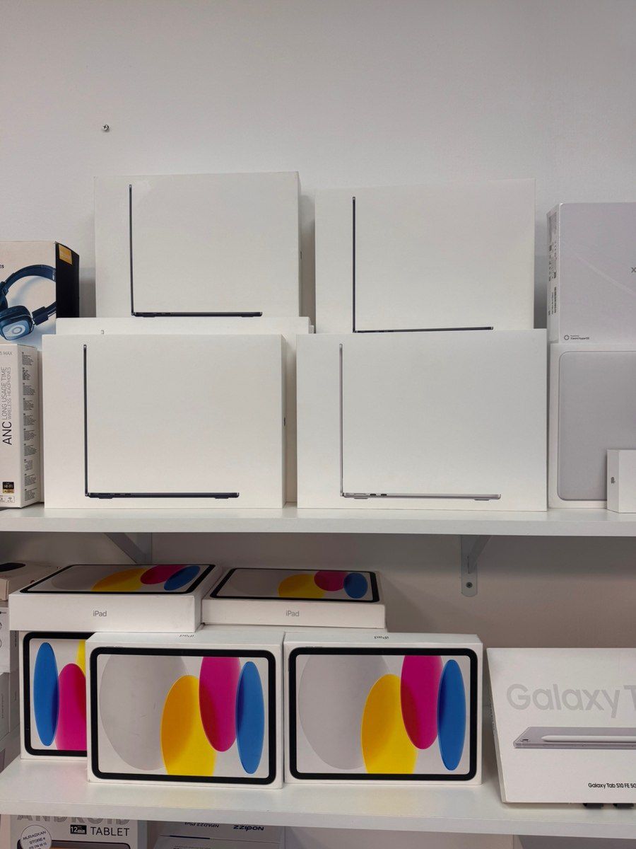Apple Macbook Air 15 M5 16/512GB — Elektronika, Bakı
