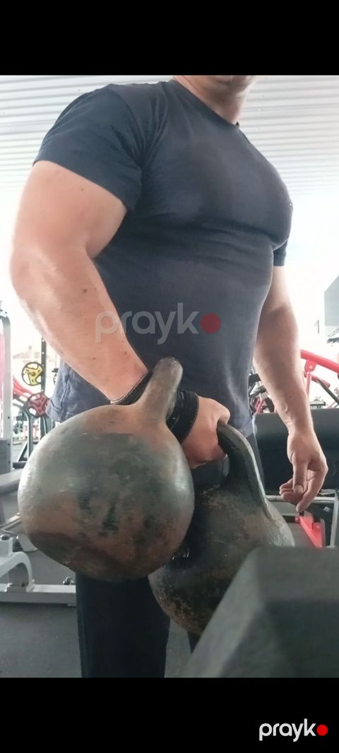 Şəxsi axran mühafizə işi kimə lazim olsa desin. maaşım 1300 1500