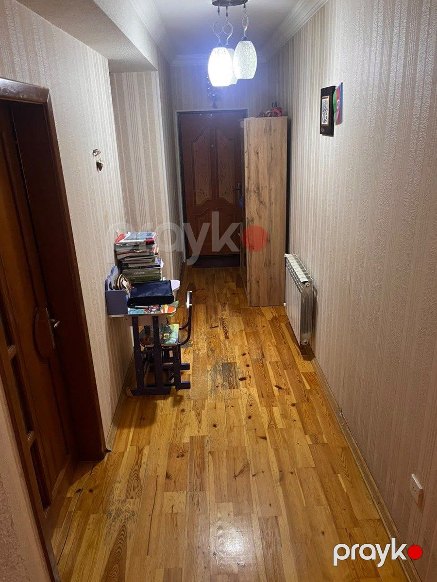 Satılır 2 otaqlı köhnə tikili 63 m² — Mənzil, Bakı (3)