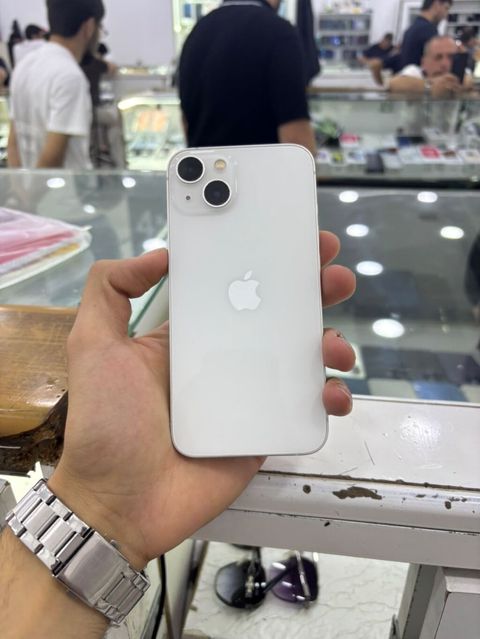 iPhone 13, Gümüşü