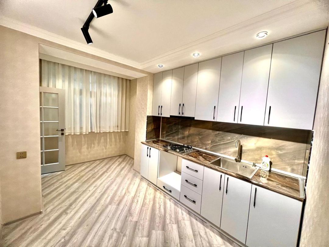 Satılır 2 otaqlı köhnə tikili 65 m² — Mənzil, Bakı (11)