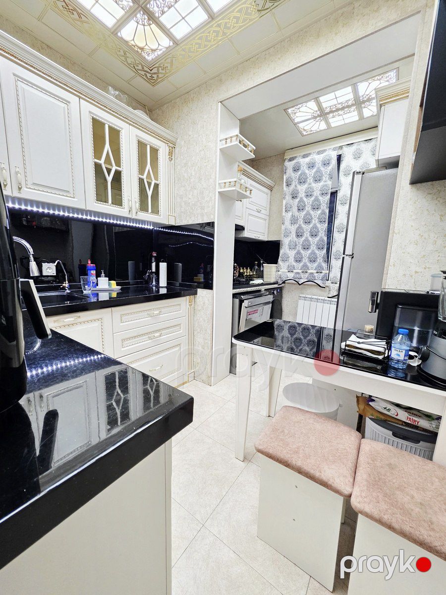 Satılır 3 otaqlı köhnə tikili 65 m² — Mənzil, Bakı (4)